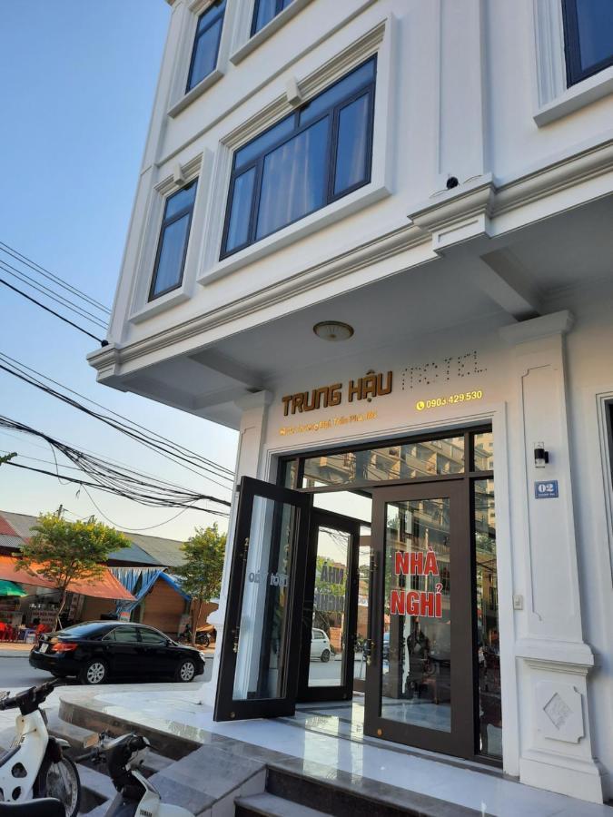 Nha Nghi Trung Hau Hotell Mong Cai Exteriör bild