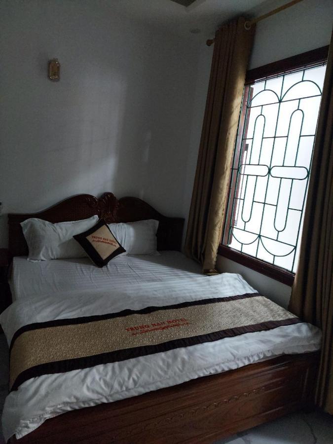 Nha Nghi Trung Hau Hotell Mong Cai Exteriör bild