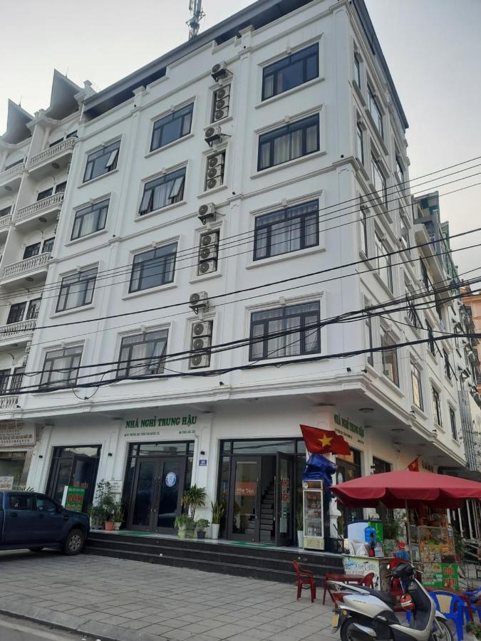 Nha Nghi Trung Hau Hotell Mong Cai Exteriör bild