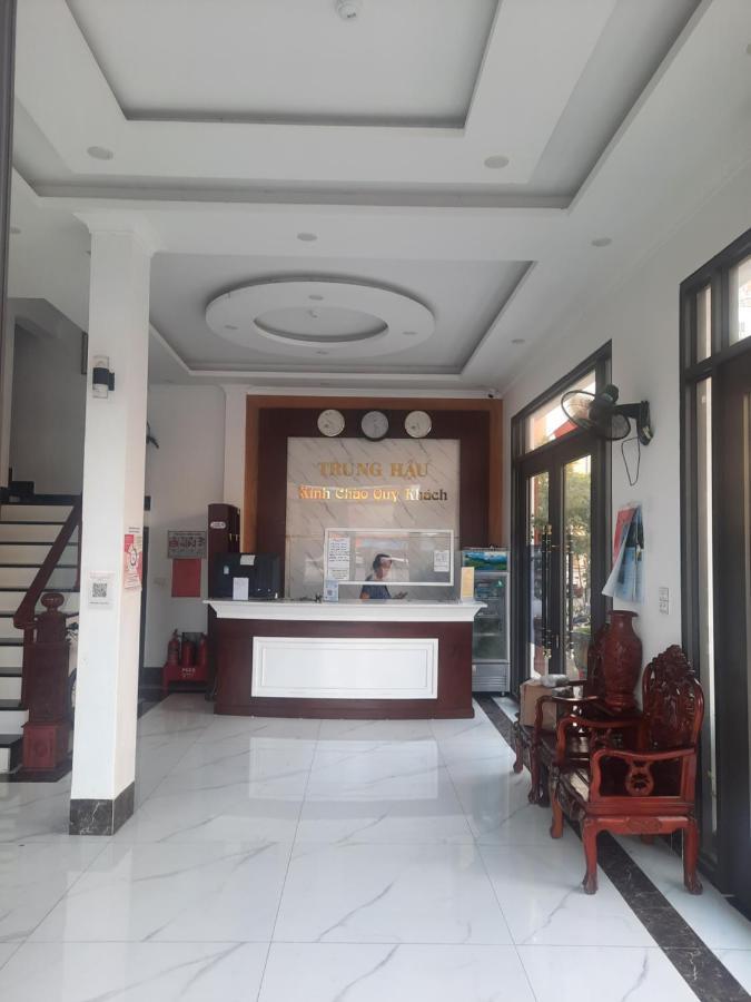 Nha Nghi Trung Hau Hotell Mong Cai Exteriör bild